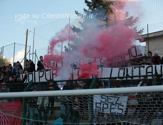 Nicola-Salati foto - tifosi della gelbison