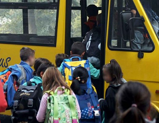 trasporto scolastico bus