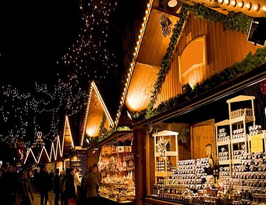 un mercatino di natale