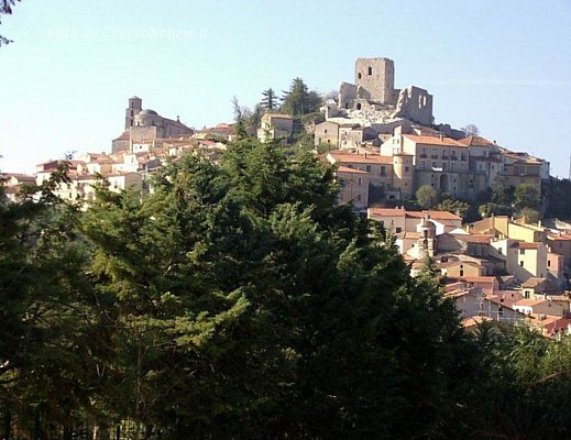 una casa a volcei avviso