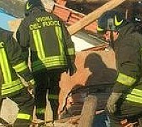 vigili crollo vigili crollo